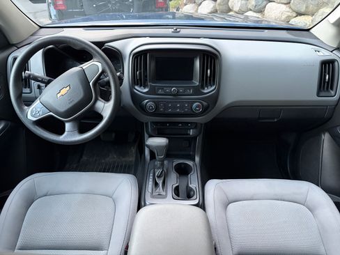 Used 2020 Chevrolet Colorado W/T w/ WT Convenience Package AWD/4WD image 9