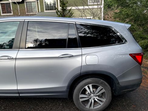 Used 2017 Honda Pilot EX-L image 17