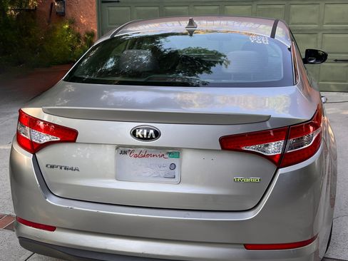 Used 2013 Kia Optima LX FWD image 6