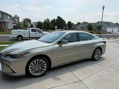 Used 2021 Lexus ES 350 w/ Accessory Package 2 FWD image 1