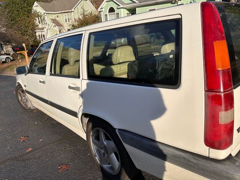Used 1996 Volvo 850 Turbo image 13