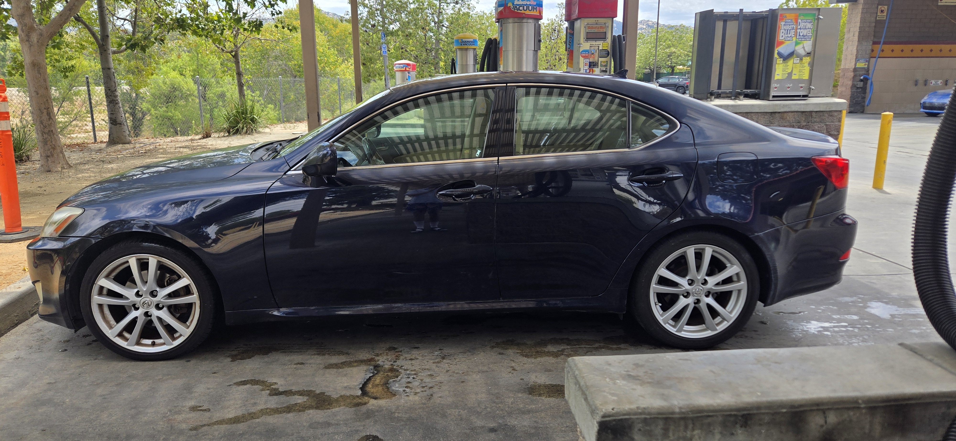 Used 2007 Lexus IS 250 w/ Premium Pkg RWD image 6