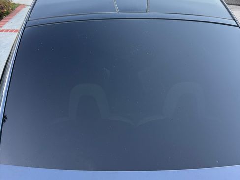 Used 2023 Tesla Model X image 11