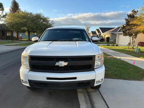 Used 2013 Chevrolet Silverado 1500 W/T image 2