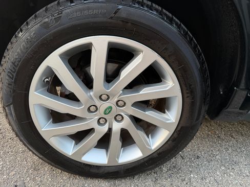 Used 2013 Land Rover LR2 AWD/4WD image 15