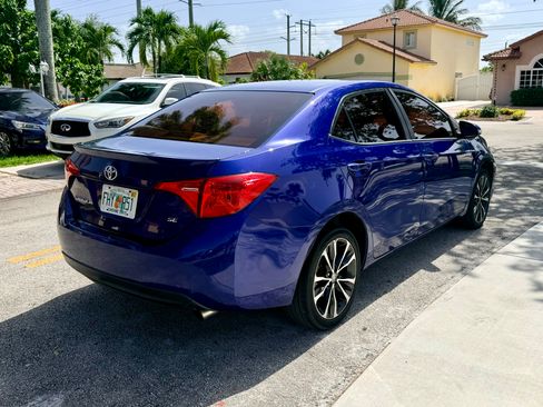 Used 2017 Toyota Corolla SE FWD image 4