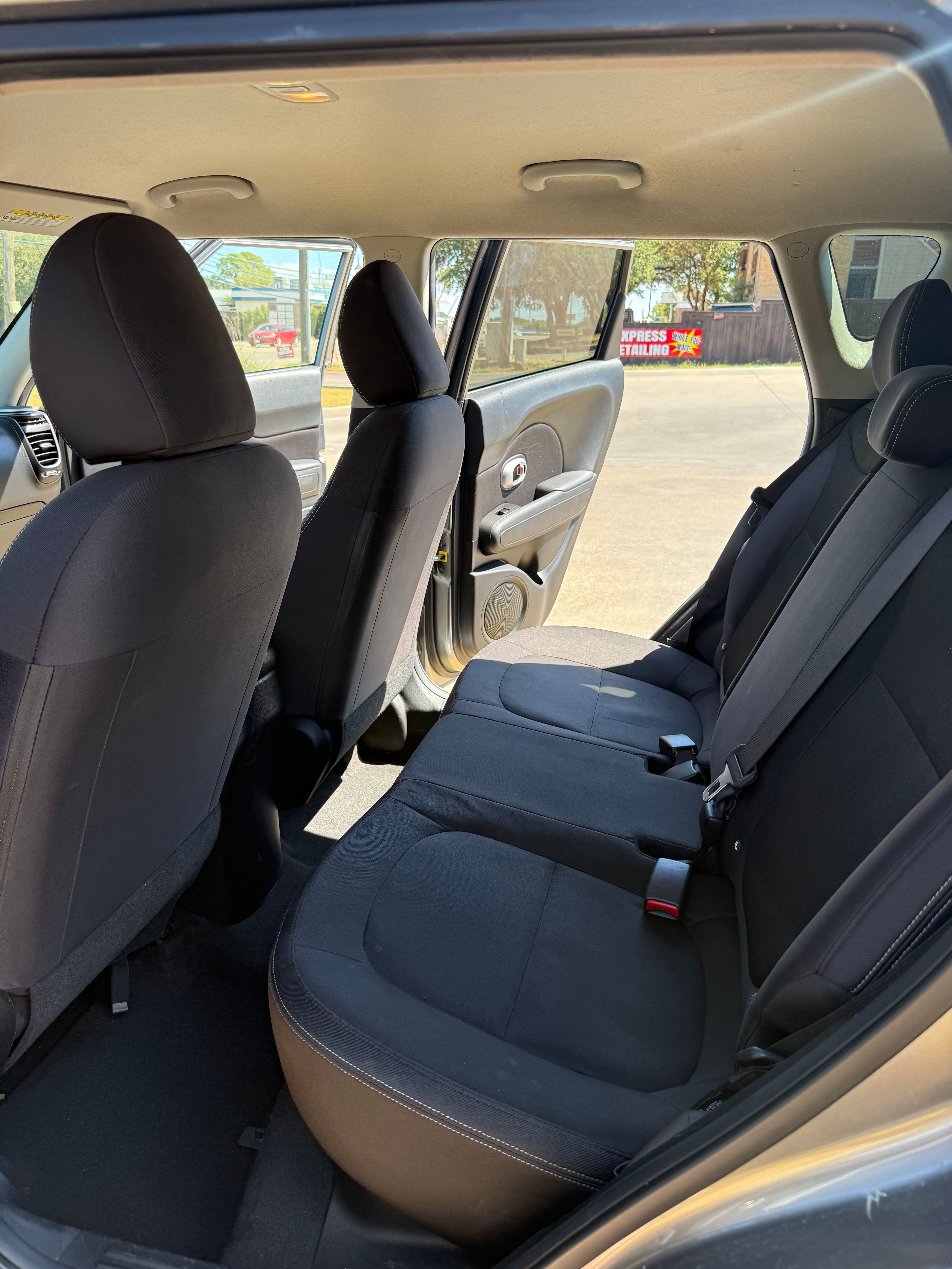 Used 2015 Kia Soul FWD image 13