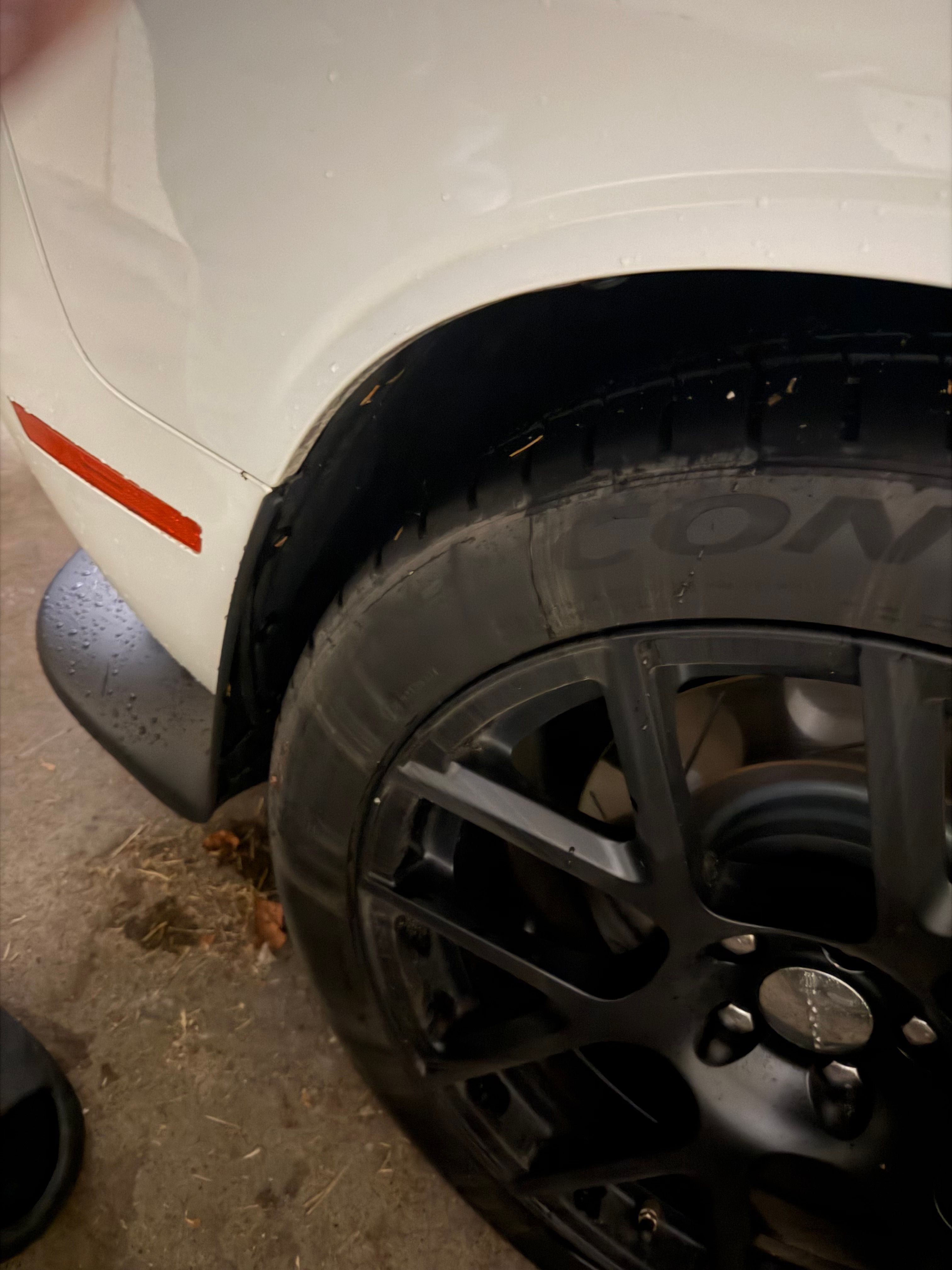 Used 2015 Dodge Challenger R/T Scat Pack w/ Scat Pack Appearance Package RWD image 10
