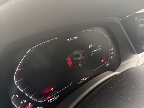 Used 2020 BMW X5 M Competition w/ Executive Package image 27