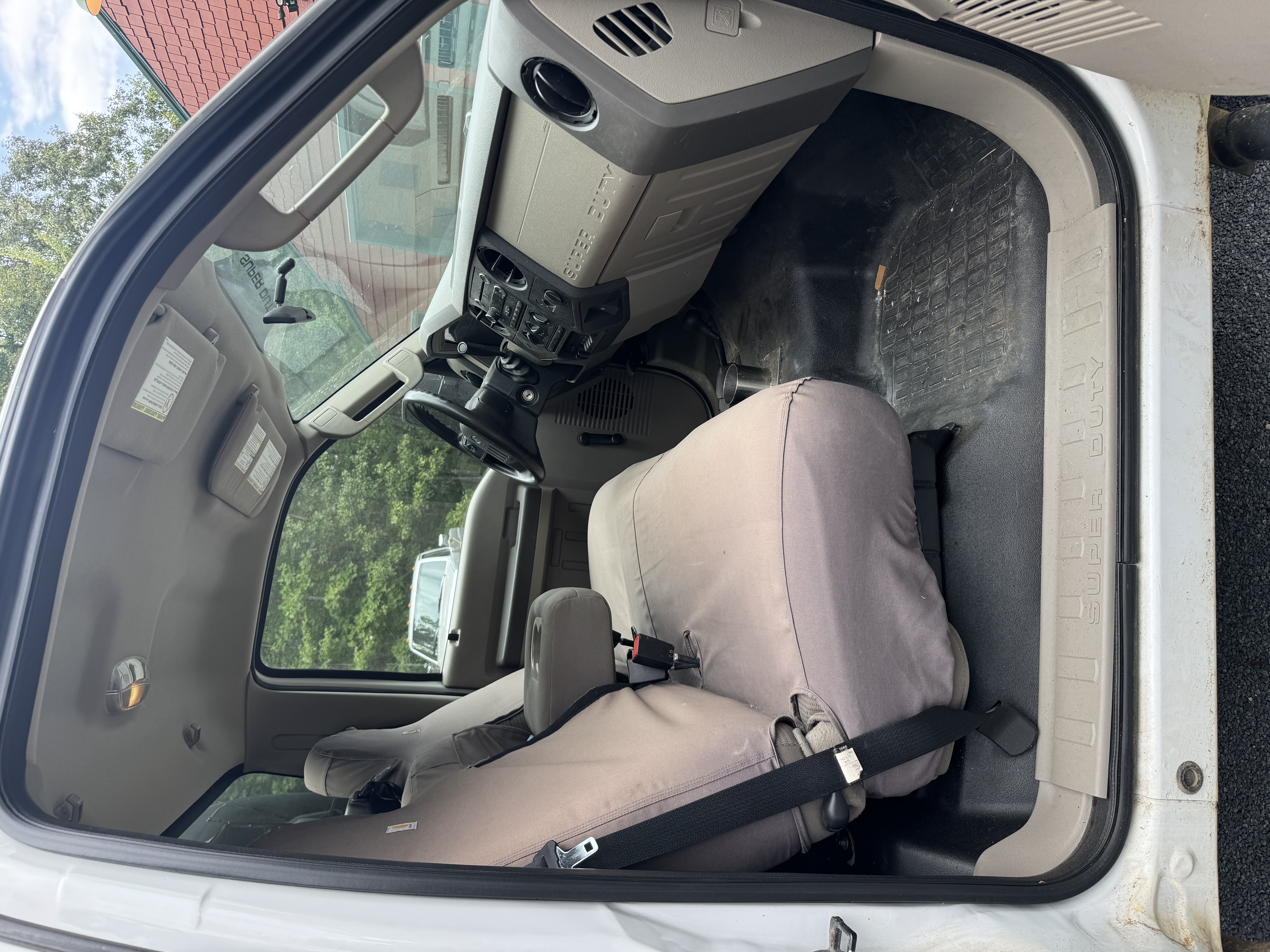 Used 2009 Ford F350 4x4 Regular Cab DRW Super Duty image 4