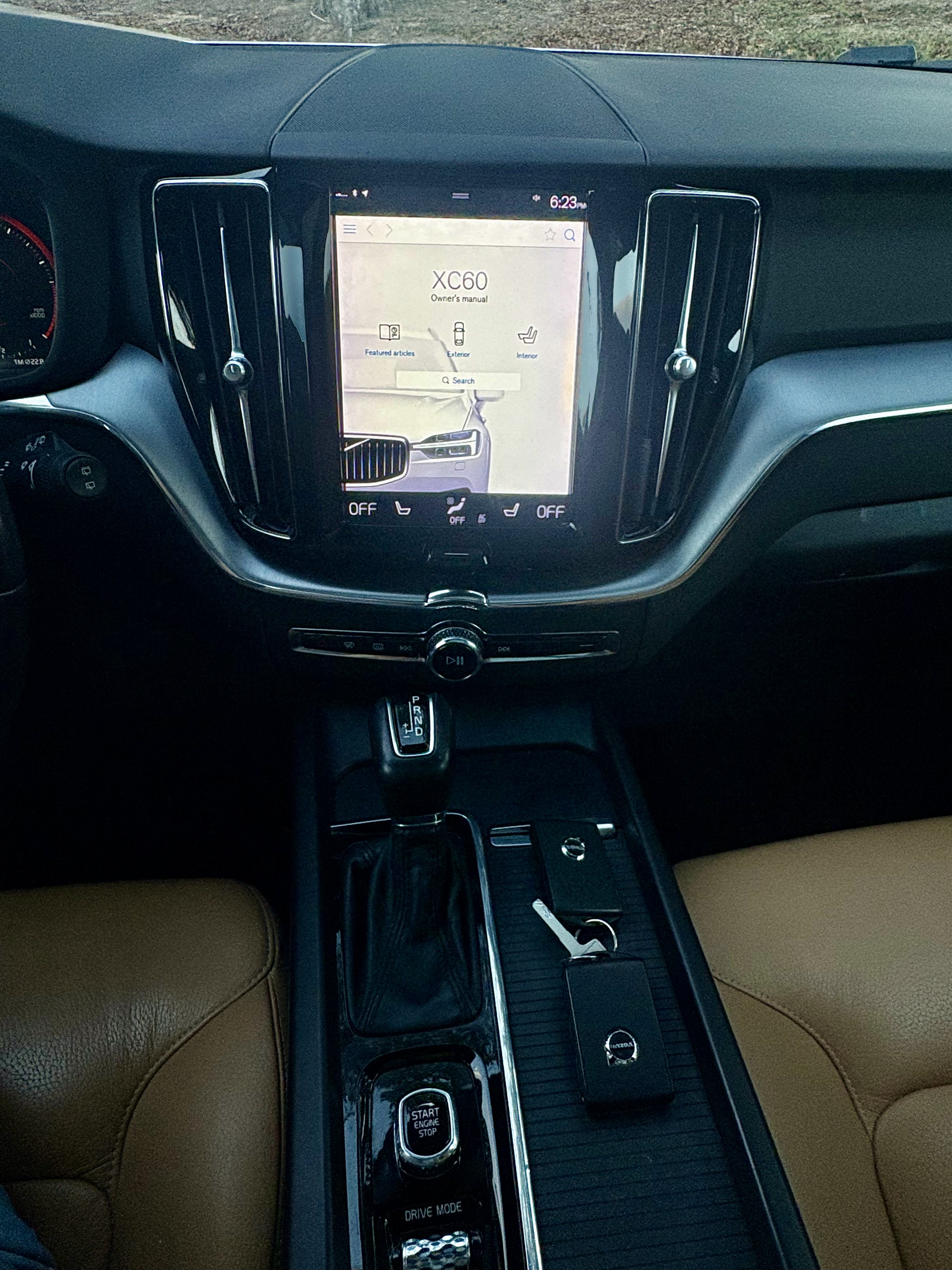 Used 2020 Volvo XC60 T5 Momentum AWD/4WD image 26