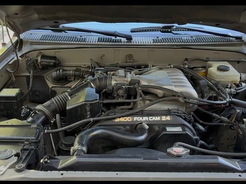 Used 2002 Toyota 4Runner Limited AWD/4WD image 12