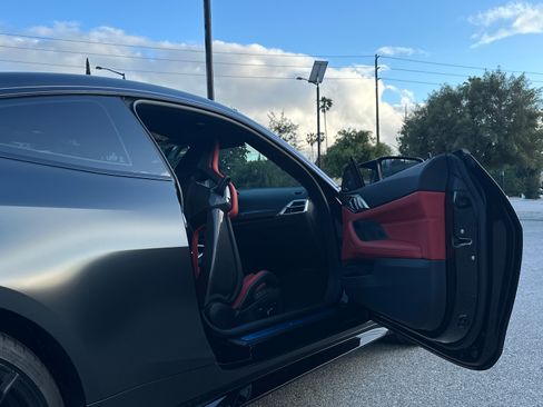 Used 2025 BMW M4 xDrive Competition w/ Executive Package image 8
