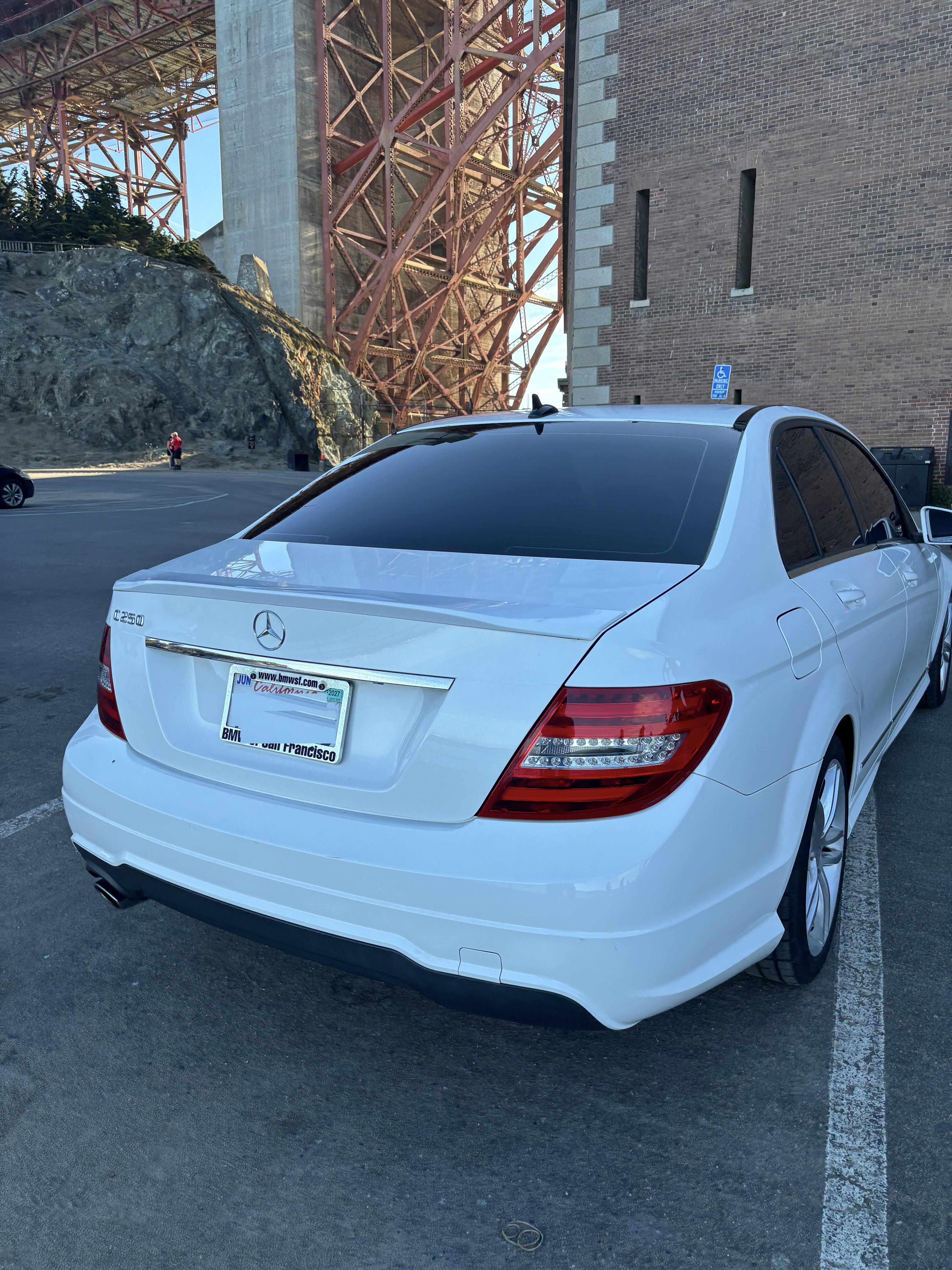 Used 2013 Mercedes-Benz C 250 Sedan image 14