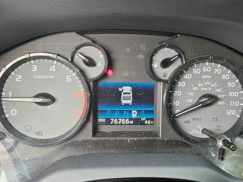 Used 2016 Toyota Tundra SR image 26