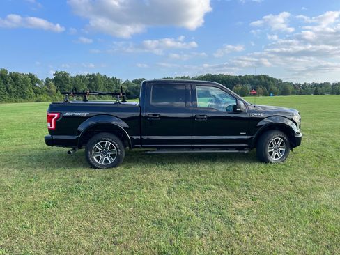 Used 2016 Ford F150 XLT w/ Equipment Group 302A Luxury image 10
