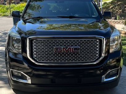 Used 2015 GMC Yukon Denali w/ Premium Package