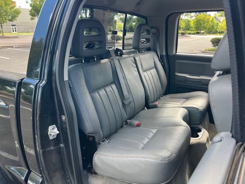 Used 2006 Dodge Dakota Laramie w/ Mopar Chrome Edition Group AWD/4WD image 24