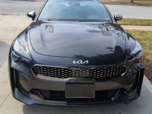 Used 2022 Kia Stinger GT-Line image 2