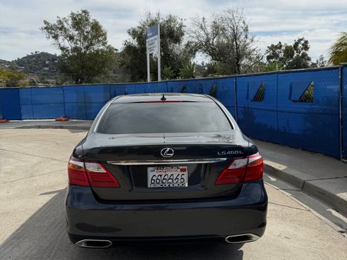 Used 2011 Lexus LS 460 L w/ Luxury Value Edition image 8