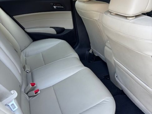 Used 2018 Acura ILX w/ Special Edition Package image 8