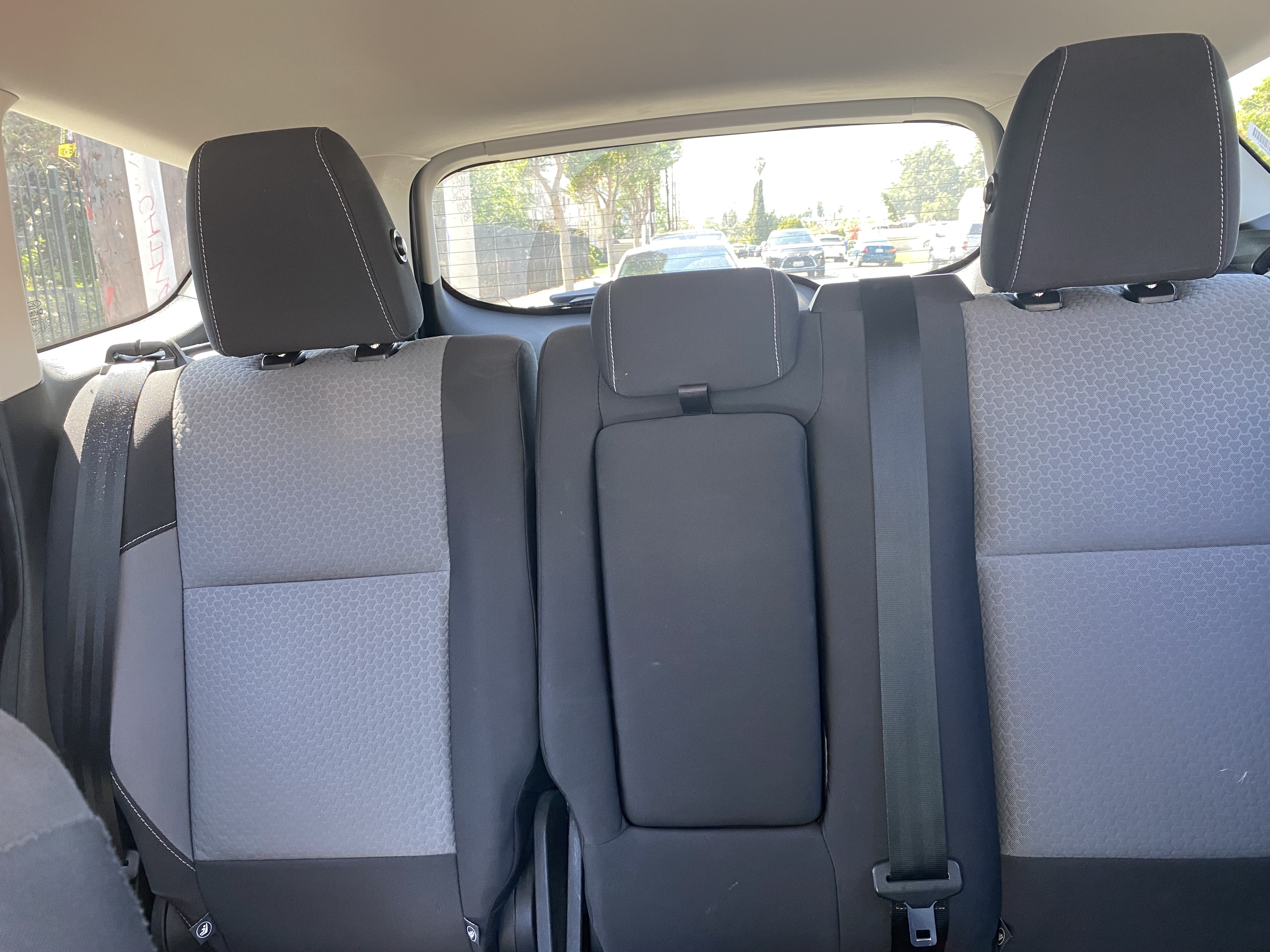 Used 2018 Ford Escape SE FWD image 8