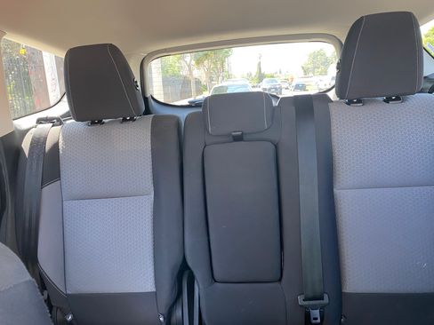 Used 2018 Ford Escape SE FWD image 8