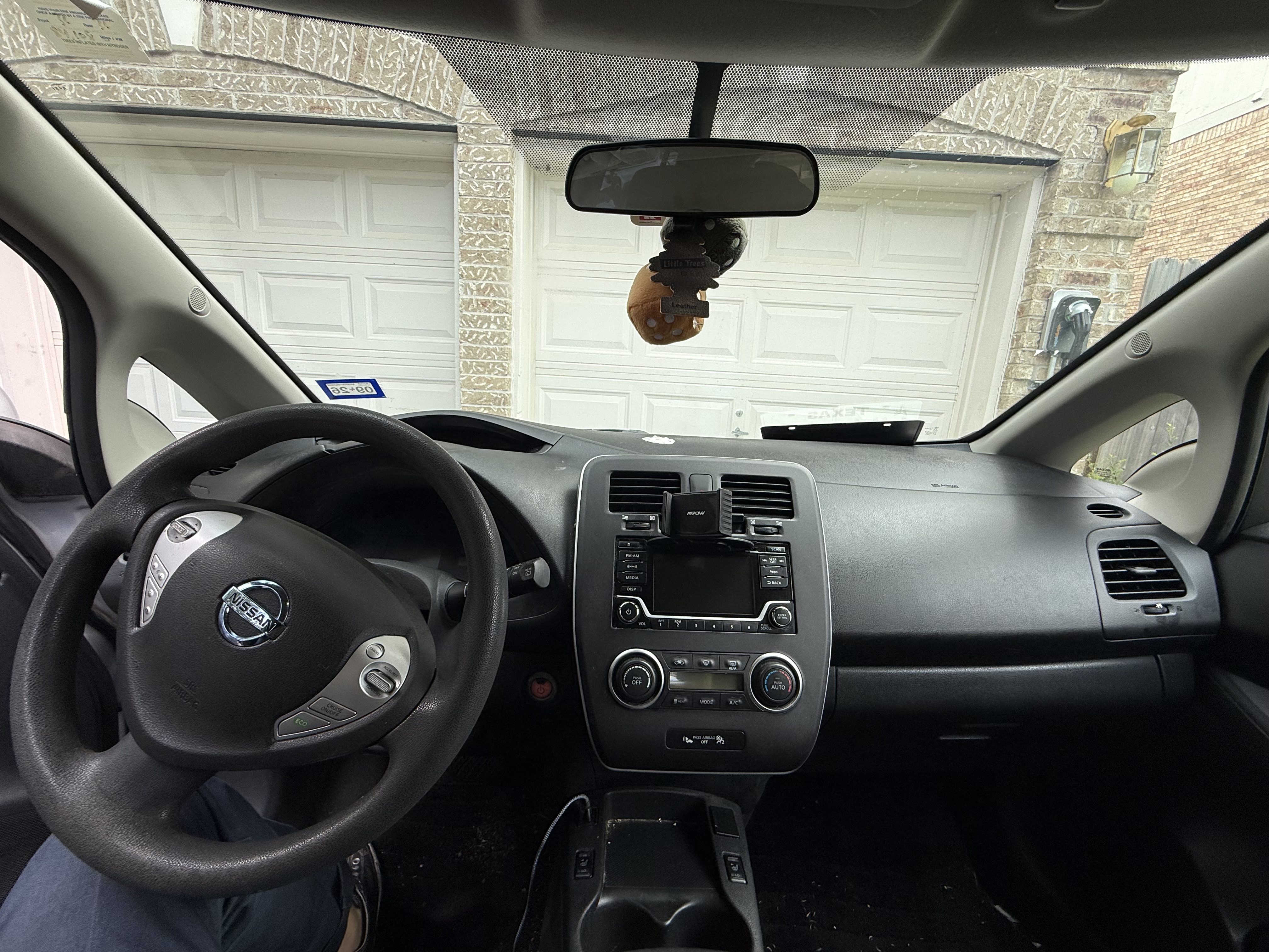 Used 2016 Nissan Leaf S w/ Charger Package FWD image 10