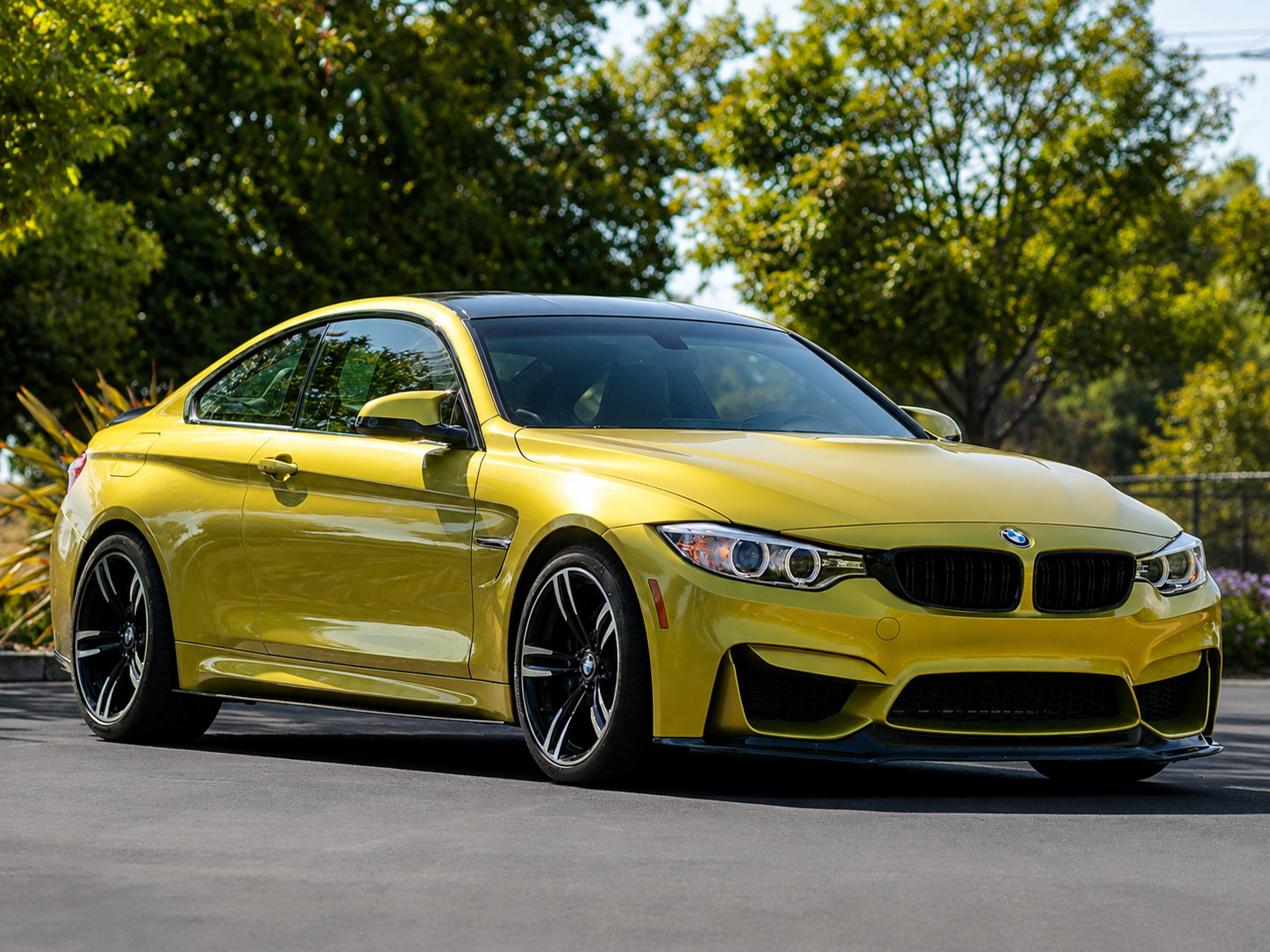 Used 2015 BMW M4 Coupe RWD image 2