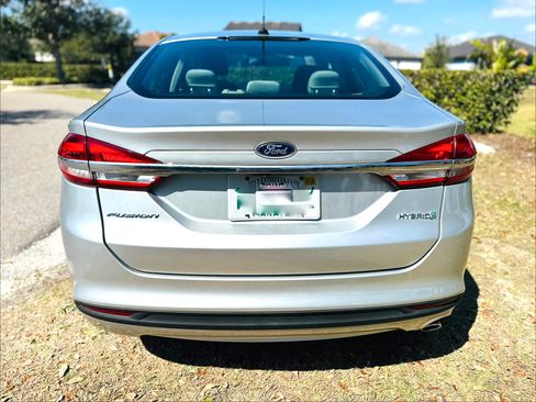 Used 2018 Ford Fusion S image 5