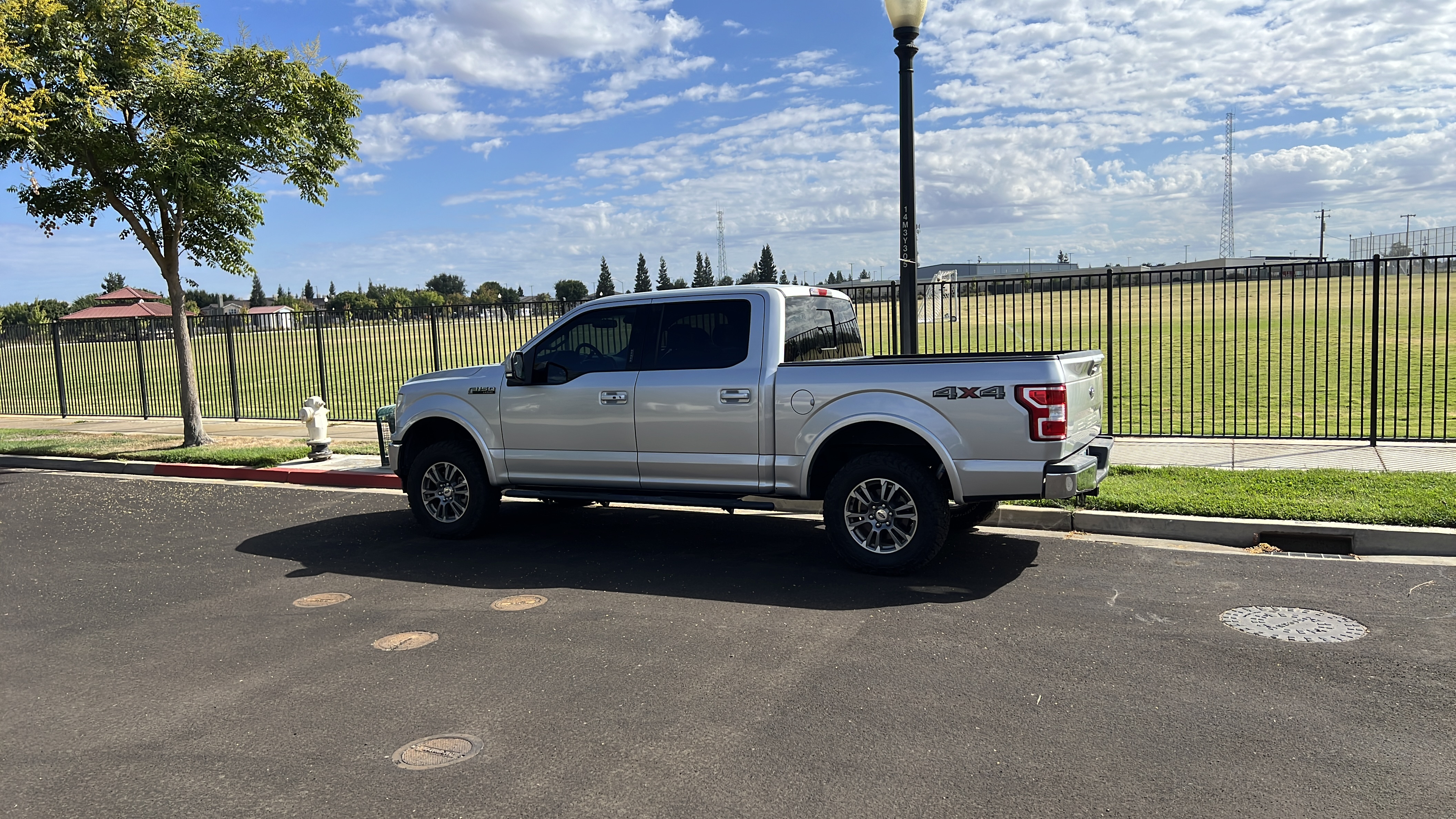 Used 2018 Ford F150 Lariat AWD/4WD image 13