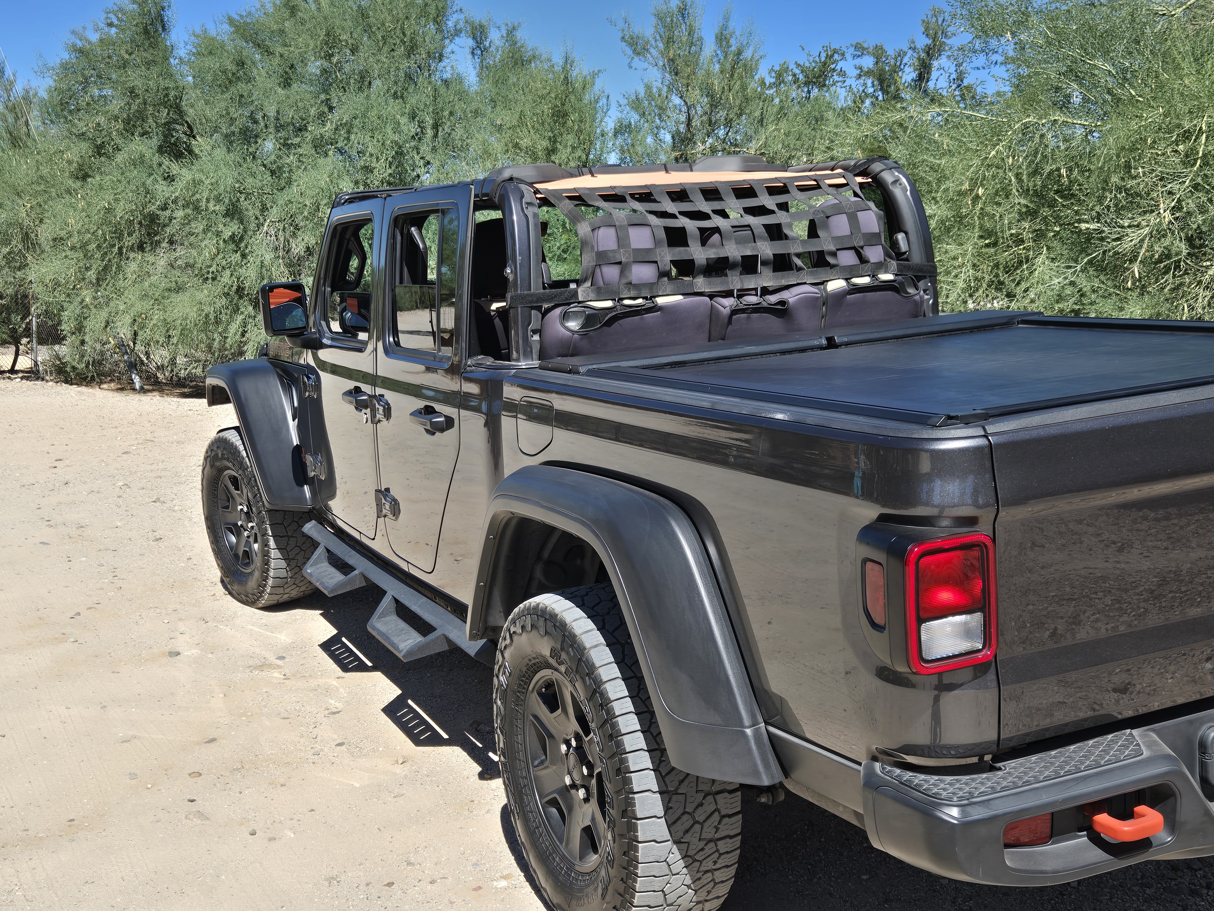 Used 2021 Jeep Gladiator Mojave AWD/4WD image 6