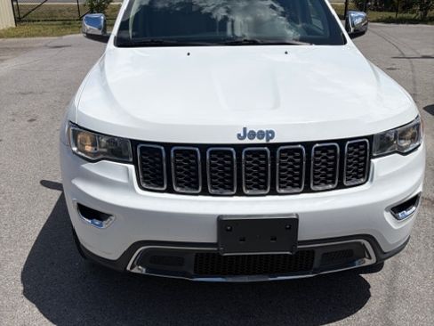 Used 2020 Jeep Grand Cherokee Limited image 4