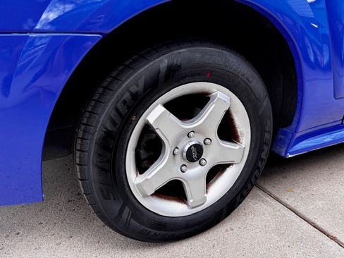 Used 2000 Ford Mustang Coupe RWD image 5