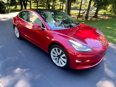 Used 2020 Tesla Model 3 Long Range AWD/4WD image 4