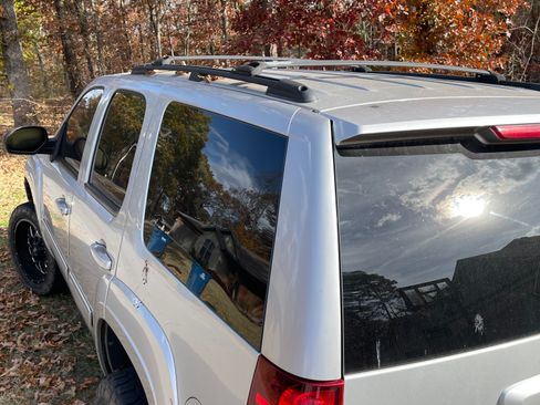 Used 2011 Chevrolet Tahoe LT w/ Luxury Package image 6