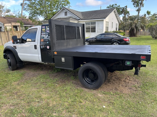 Used 2008 Ford F550 4x4 Regular Cab Super Duty image 2