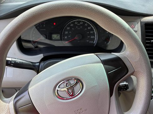 Used 2012 Toyota Sienna FWD image 14