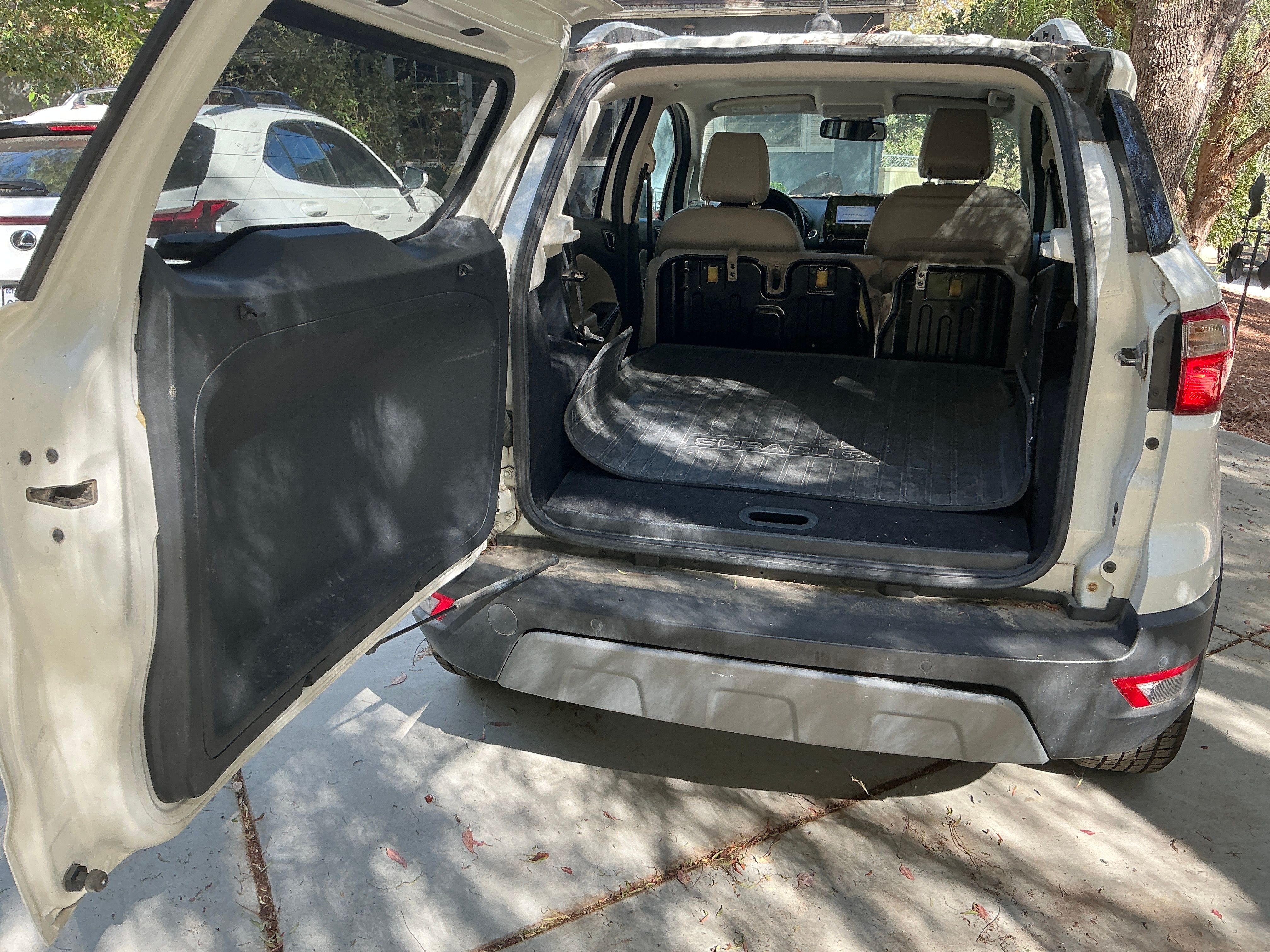 Used 2019 Ford EcoSport Titanium FWD image 4