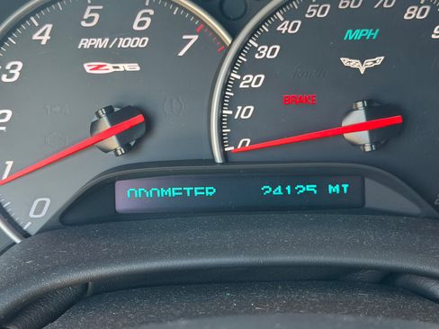 Used 2010 Chevrolet Corvette Z06 w/ Preferred Equipment Group RWD image 13
