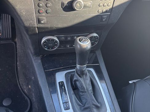 Used 2010 Mercedes-Benz GLK 350 4MATIC image 10