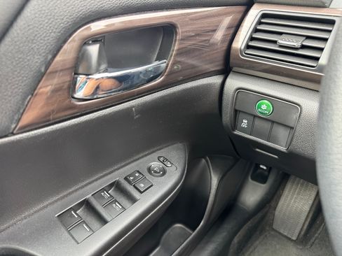 Used 2016 Honda Accord EX image 22