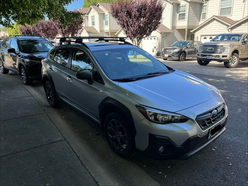 Used 2022 Subaru Crosstrek 2.5i Sport w/ Moonroof Package AWD/4WD image 4