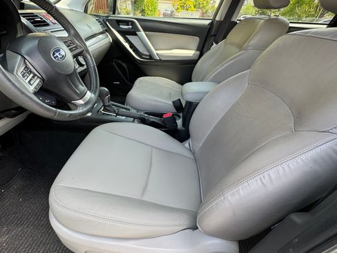 Used 2015 Subaru Forester 2.5i Touring w/ Popular Package #2 AWD/4WD image 4