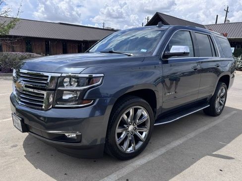 Used 2020 Chevrolet Tahoe Premier RWD image 2