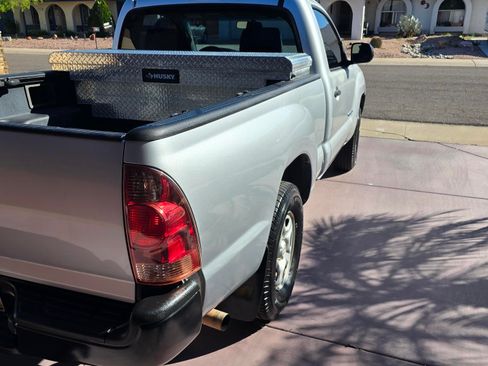Used 2007 Toyota Tacoma 2WD Regular Cab image 5