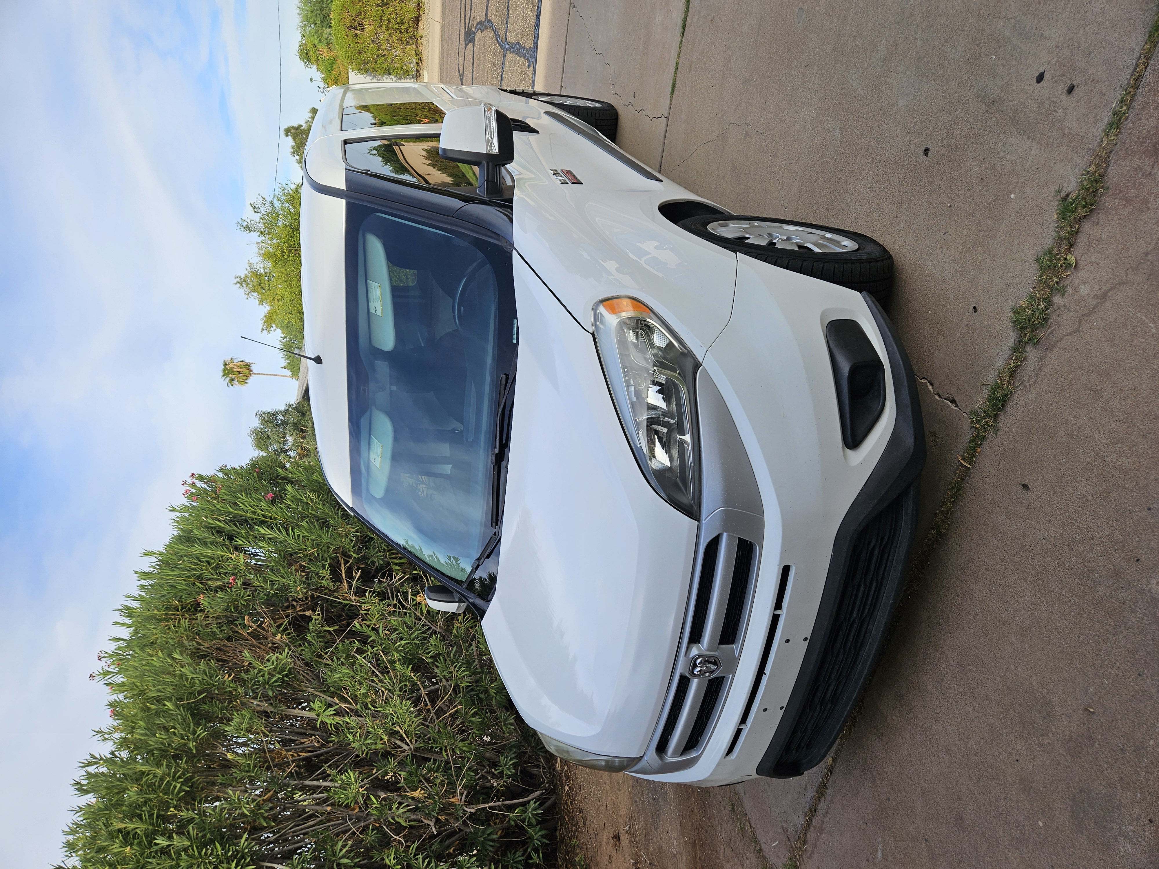 Used 2019 RAM ProMaster City Tradesman SLT FWD image 2
