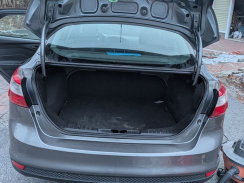 Used 2014 Ford Focus S image 10