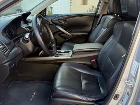 Used 2015 Acura RDX AWD w/ Technology Package image 16