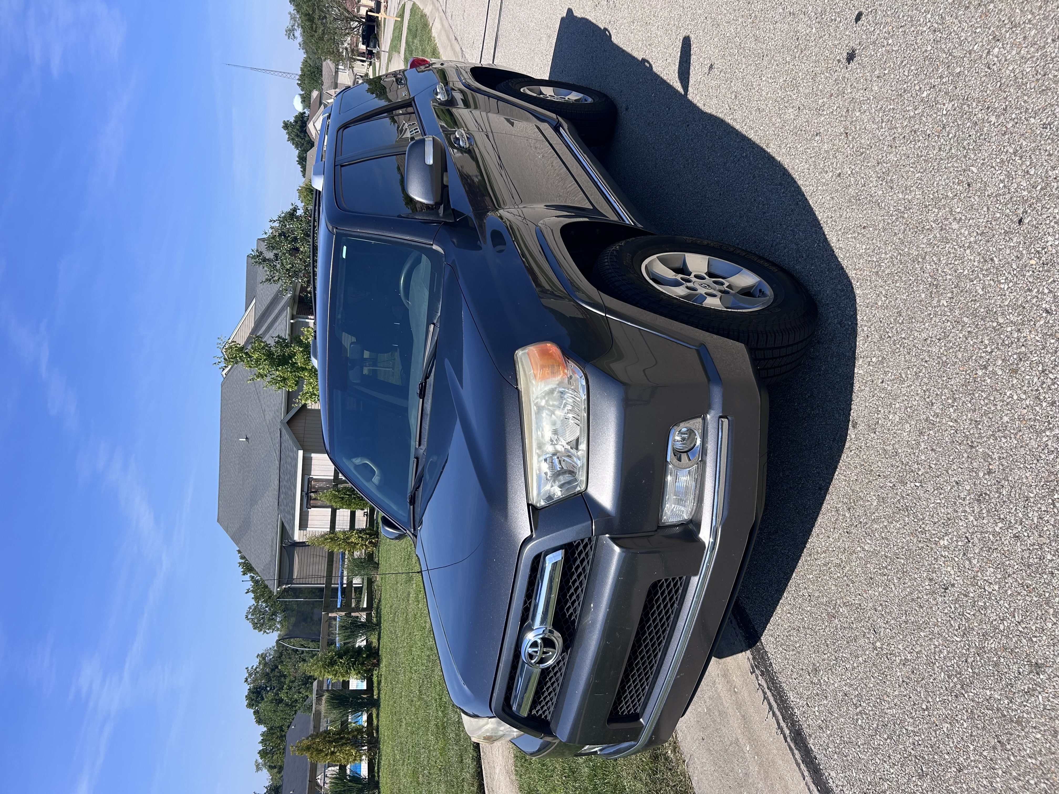 Used 2010 Toyota 4Runner SR5 AWD/4WD image 6